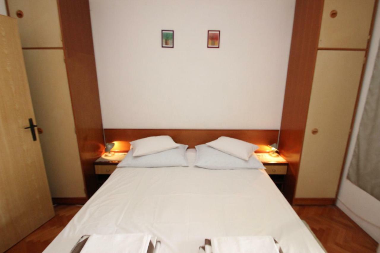 Vintage Rooms & Apartments ポレッチ エクステリア 写真